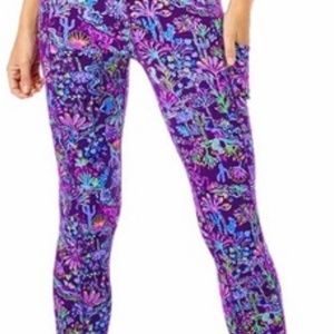 Lilly Pulitzer Weekender Mid Rise Purple Berry Colony Legging